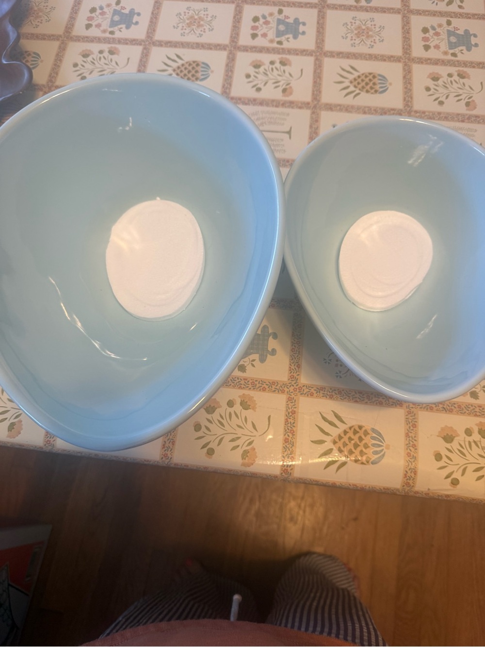 Nigella Lawson Living Kitchen egg-shaped nesting bowls in a robin's egg blue - Picture 4 of 8